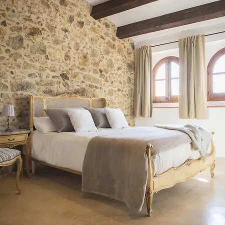 Casa Baraldes 펜션 Vilajuiga
